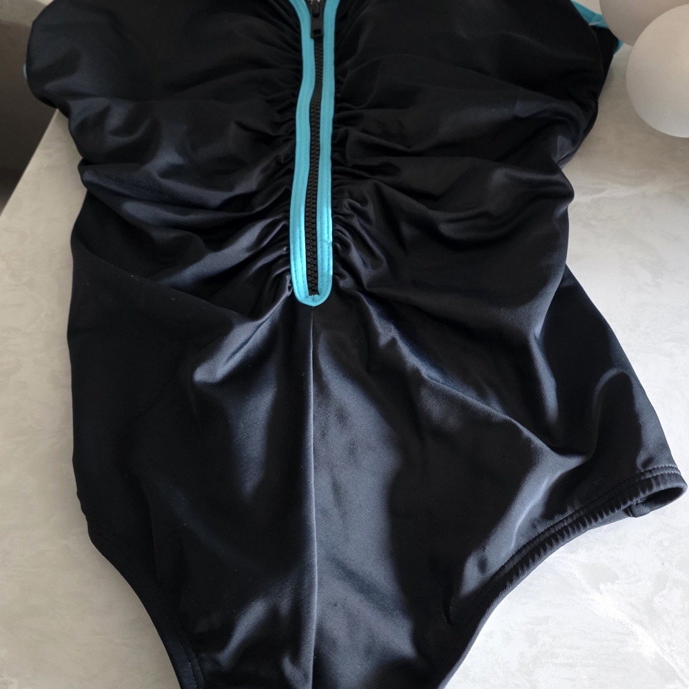 Ladies Reebok 1 Piece Swimsuit. Black With Turquoise Accent And Zipper. - Picture 2 of 6